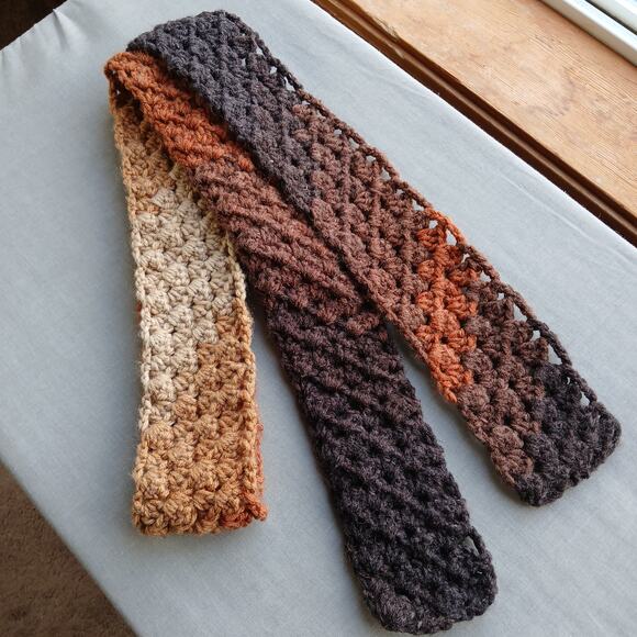 Latte Stripe Crochet Neck Tie Scarf handmade unisex brown diagonal washable - Picture 3 of 7